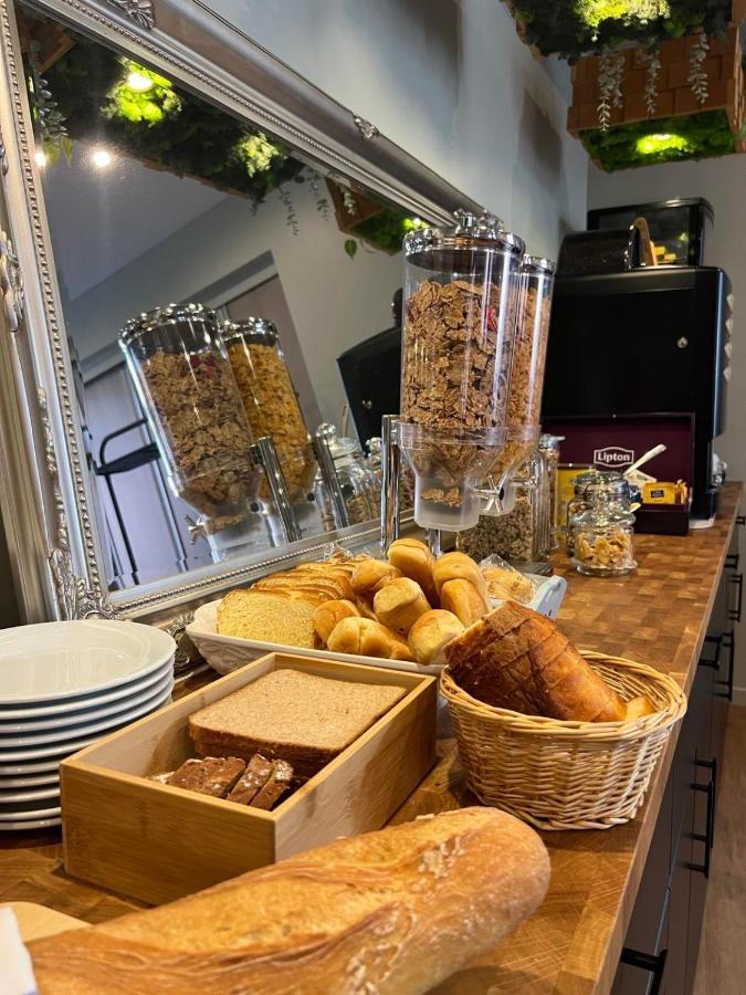 Au Bec Fin Hotel Aix-les-Bains Luaran gambar